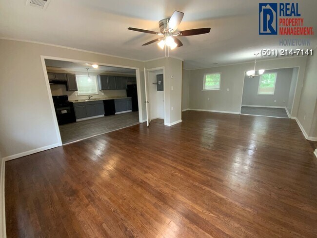 Foto del edificio - 6407 Jacksonville Cutoff Rd