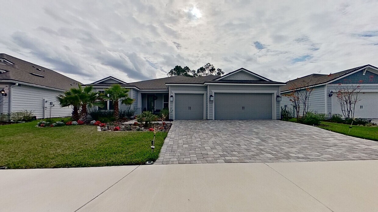 Stunning 3Bedroom House in Del b ETwon House Rental in