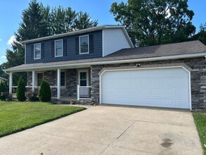 Building Photo - 8659 Groveside Dr