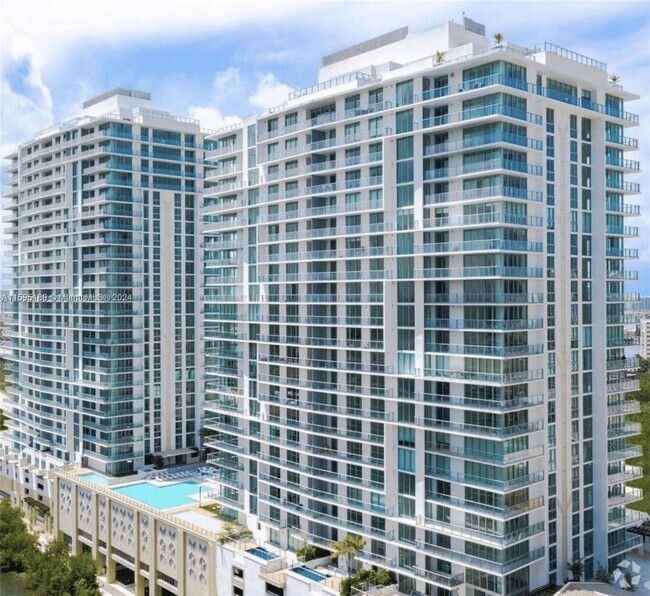 Building Photo - 330 Sunny Isles Blvd