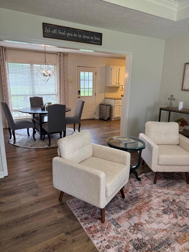 Open Plan Living/Kitchen/Dining - 3 Jennifer Ct