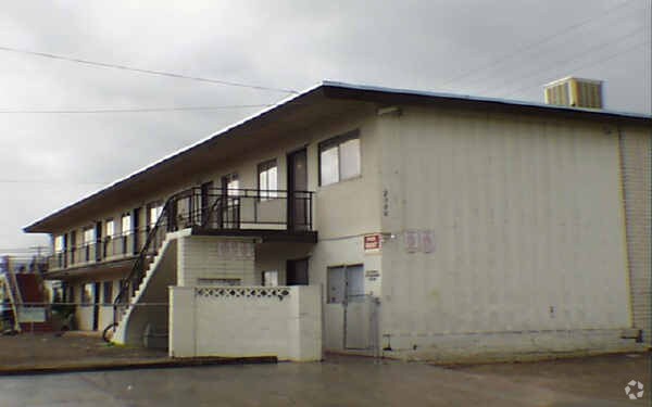 Building Photo - 2301-2305 Sunrise Ave