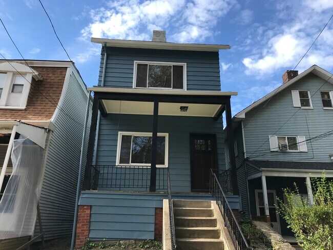 Foto del edificio - Beautiful Single Family Home in Highland Park
