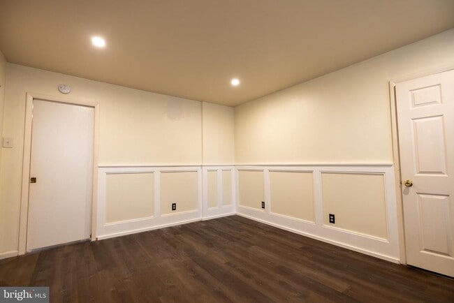 Building Photo - 103 E Montgomery Ave