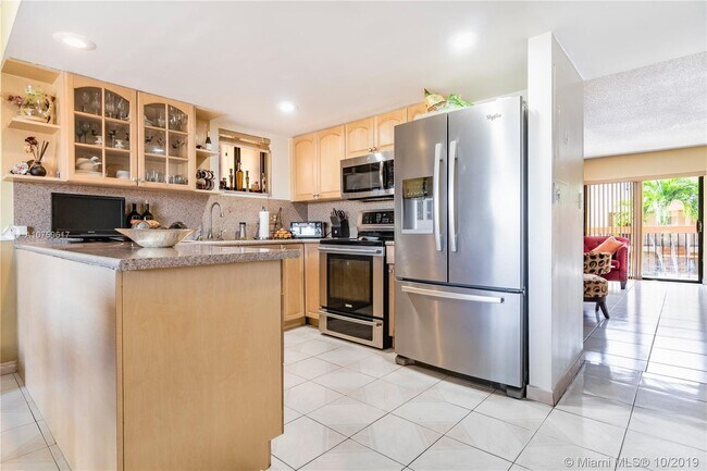 Foto del edificio - 5625 W 26th Ct