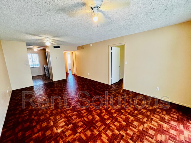 Building Photo - 7529 Pitch Pine Cir