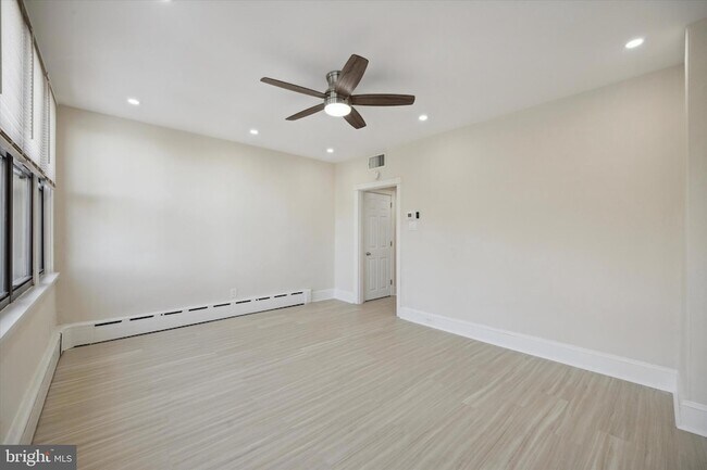 Photo - 2308 E Allegheny Ave Apartment