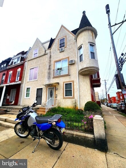 Photo - 4043 SPRING GARDEN ST Unit 2F Apartment