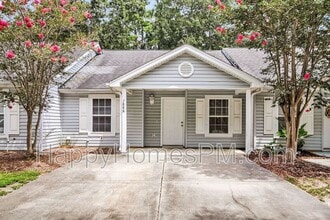 Building Photo - 7888 Montview Rd