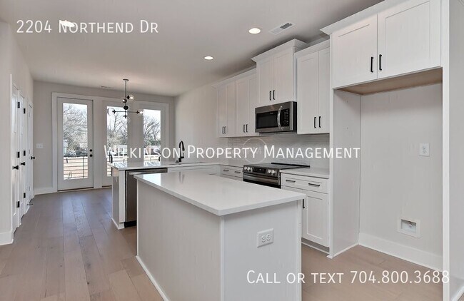 Foto del edificio - 2204 Northend Dr