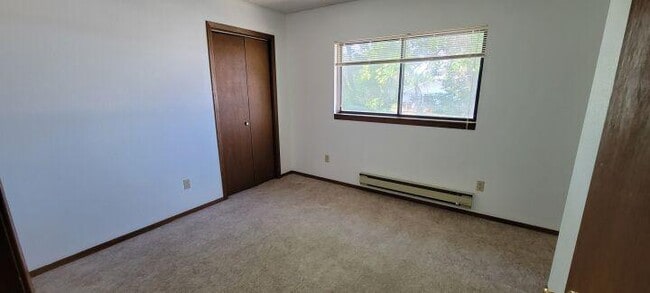 Building Photo - 3 bedroom in Billings MT 59105