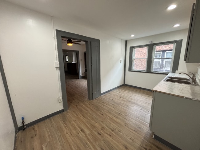Building Photo - 971 E 143rd St