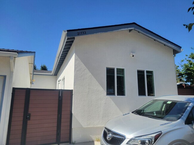 Foto del edificio - 21753 Romar St