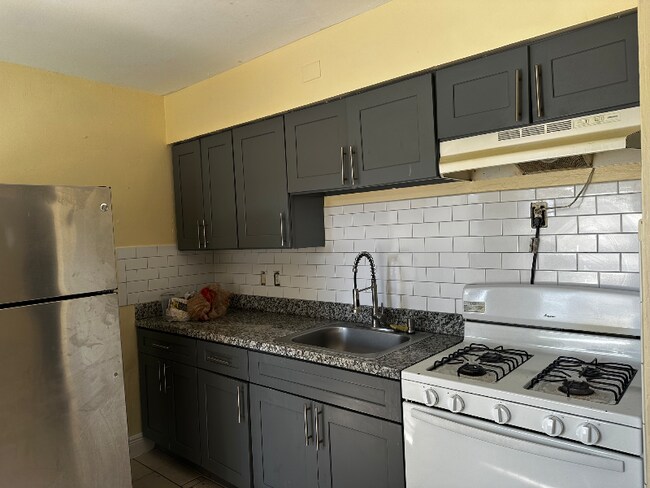 Foto del edificio - 6500 NW 20th Ct