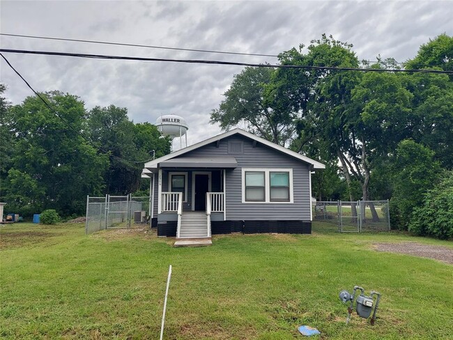 Building Photo - 2906 Sledge St