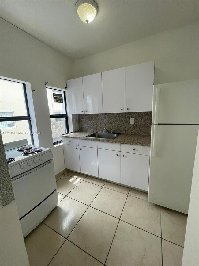 Foto del edificio - 1140 NW 4th St