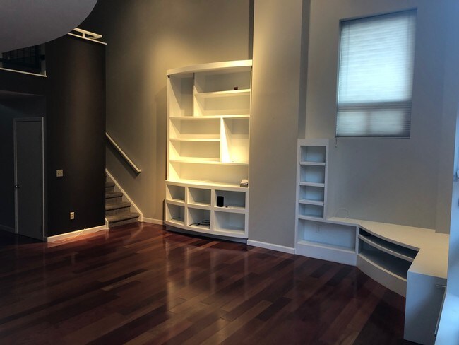 Living room/Custom Cabinets - 930 Acoma St