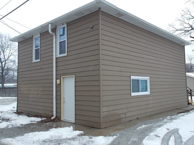 Foto del edificio - 2536 Ridge Rd