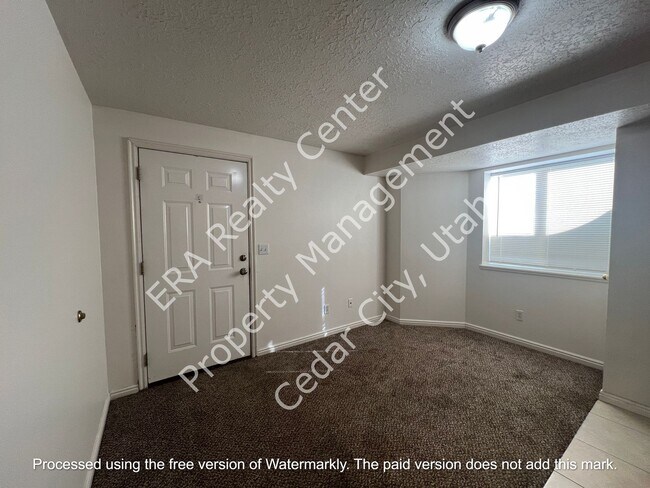 Foto del edificio - 461 E Cobblecreek Dr
