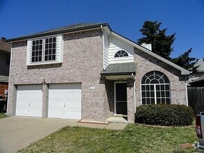 Building Photo - 1535 Collin Dr