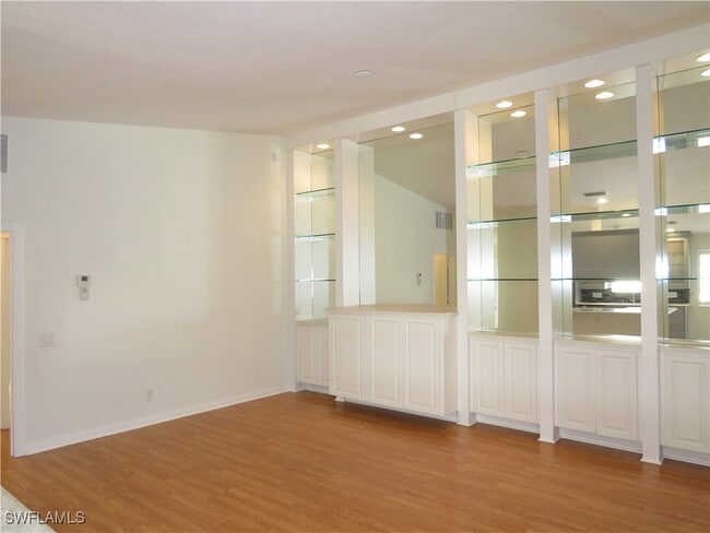 Building Photo - 4235 Redonda Ln