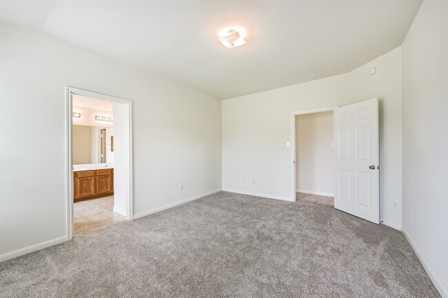 Building Photo - 20131 Laramie River Trail