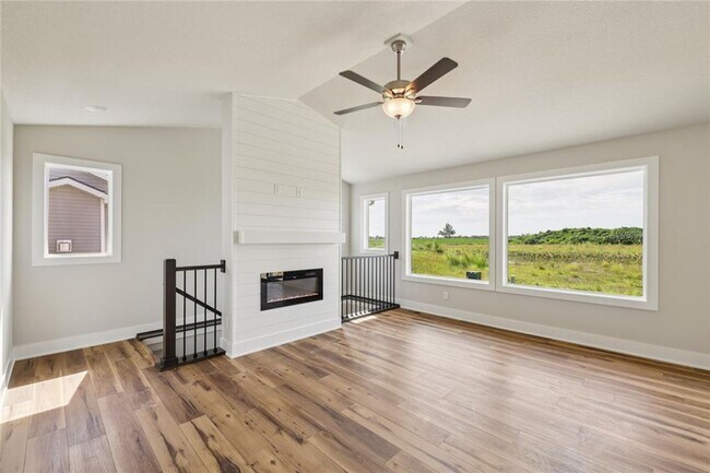 Building Photo - Waukee Single Family Home For Rent! *BRAND...