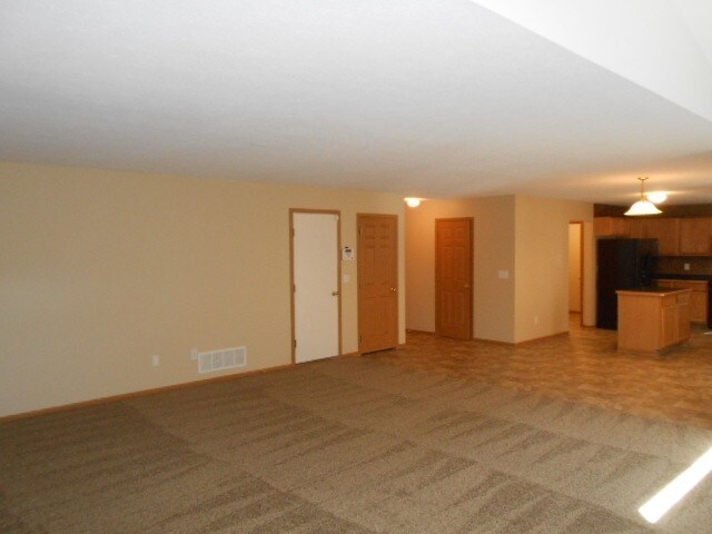 Building Photo - 7989 Headwater Drive