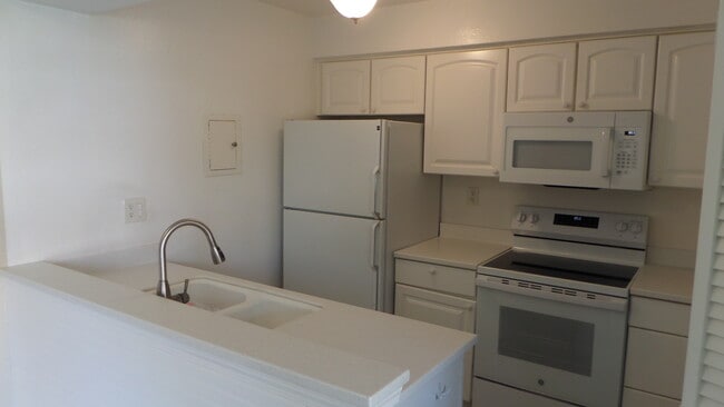 Foto del edificio - 72577 Edgehill Dr