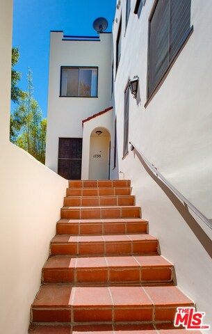Foto del edificio - 1733 N Crescent Heights Blvd