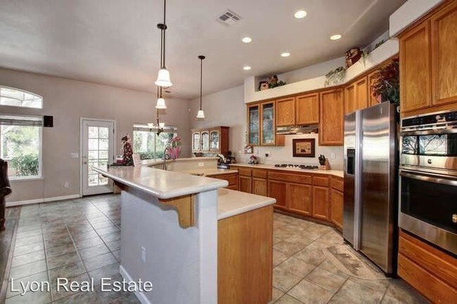 Foto del edificio - 4 br, 2.5 bath House - 5430 Fenton Way