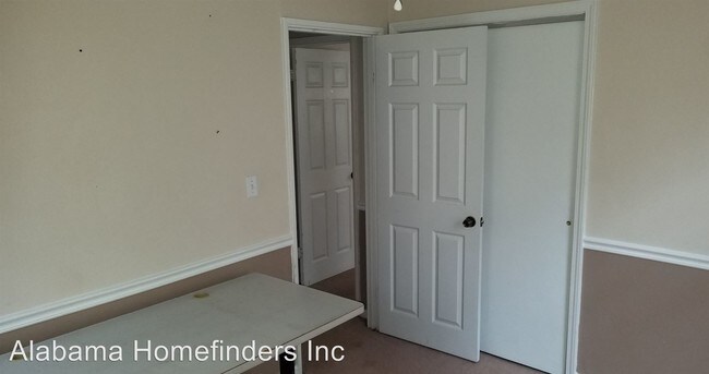 Building Photo - 4 br, 1 bath House - 3509 Dundale Road