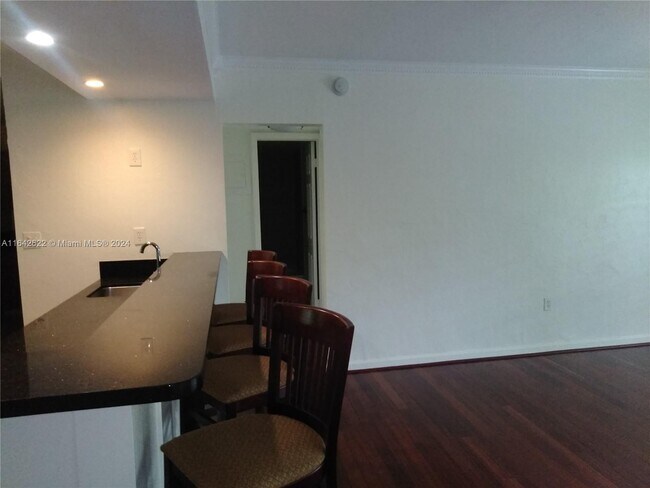 Building Photo - 8335 SW 72nd Ave