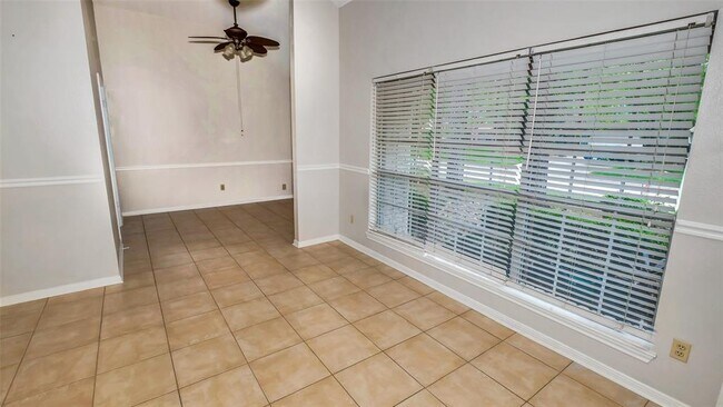 Building Photo - 171 E Pathfinders Cir