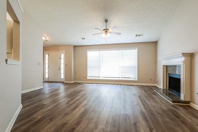 Building Photo - 1212 Shade Ct