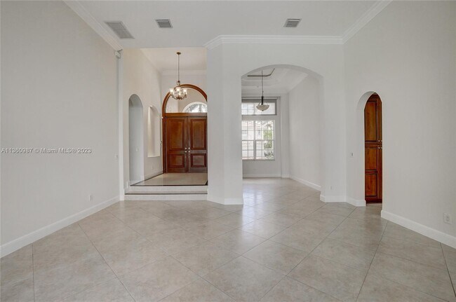 Foto del edificio - 10230 Key Plum St