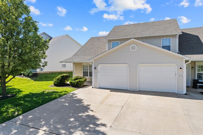 Foto del edificio - 2418 Northampton Dr