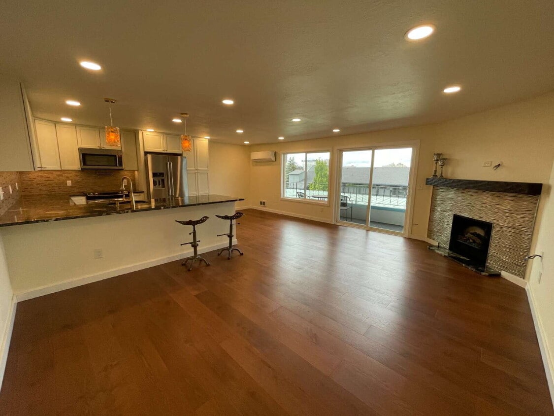 Primary Photo - Spacious 2-Bed, 2-Bath Condo in Spokane's ...