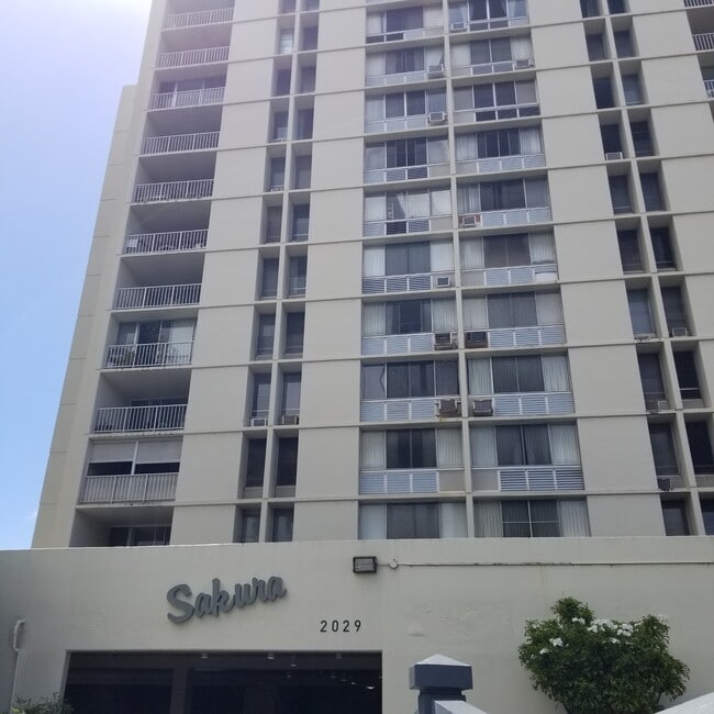 Building Photo - 2029 Nuuanu Ave