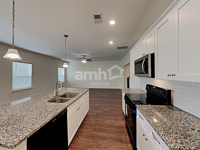 Foto del edificio - 7264 Loblolly Ln