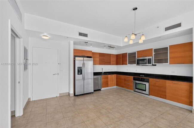 Foto del edificio - 3470 E Coast Ave
