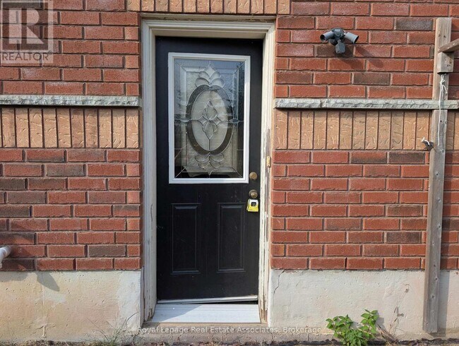 Photo du bâtiment - 36 Spicebush Terrace