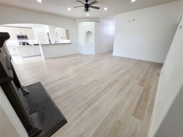 Building Photo - 840 Peach Ln