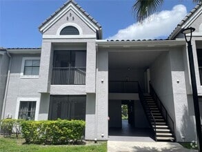Building Photo - 10370 SW 150th Ct