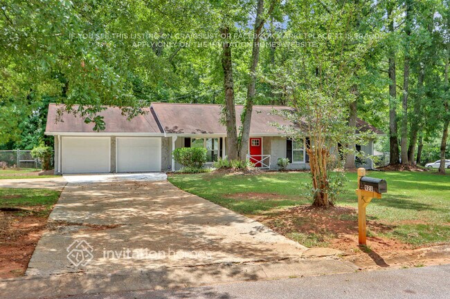 Building Photo - 921 Dawn Ct SE