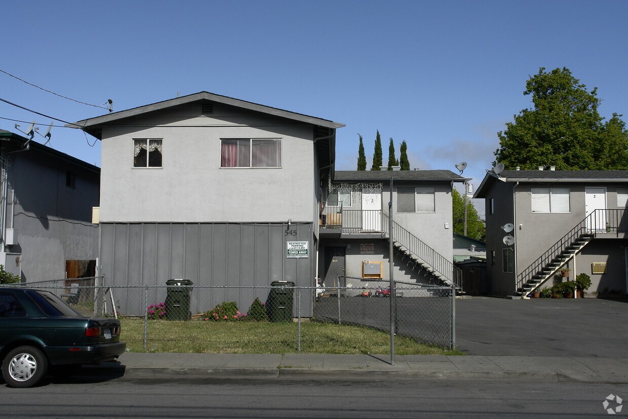 Primary Photo - 545 Hampshire Ave