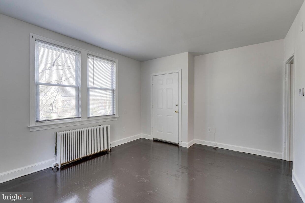 Primary Photo - 3806 39th St