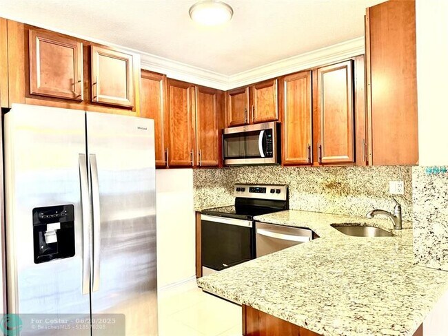 Foto del edificio - 299 SW 7th St