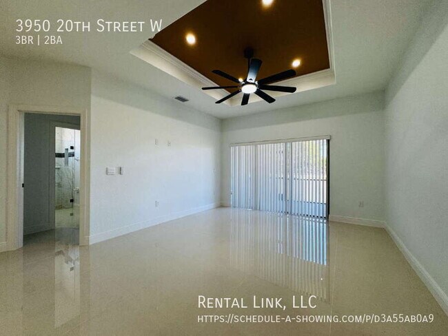 Foto del edificio - 3950 20th St W