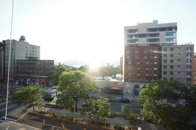 Building Photo - 561 W 147th St